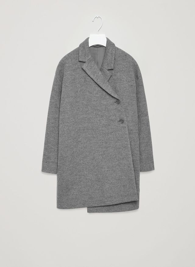 Clothing, Outerwear, Grey, Sleeve, Collar, Coat, Jacket, Overcoat, Sweater, Pocket, 