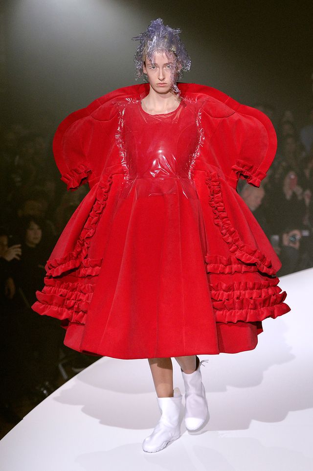 Shoulder, Textile, Winter, Red, Dress, Fashion show, Fashion model, Runway, Costume design, Fashion, 