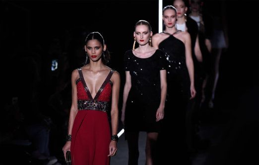 Dress, Shoulder, One-piece garment, Fashion model, Fashion, Day dress, Youth, Cocktail dress, Waist, Little black dress, 