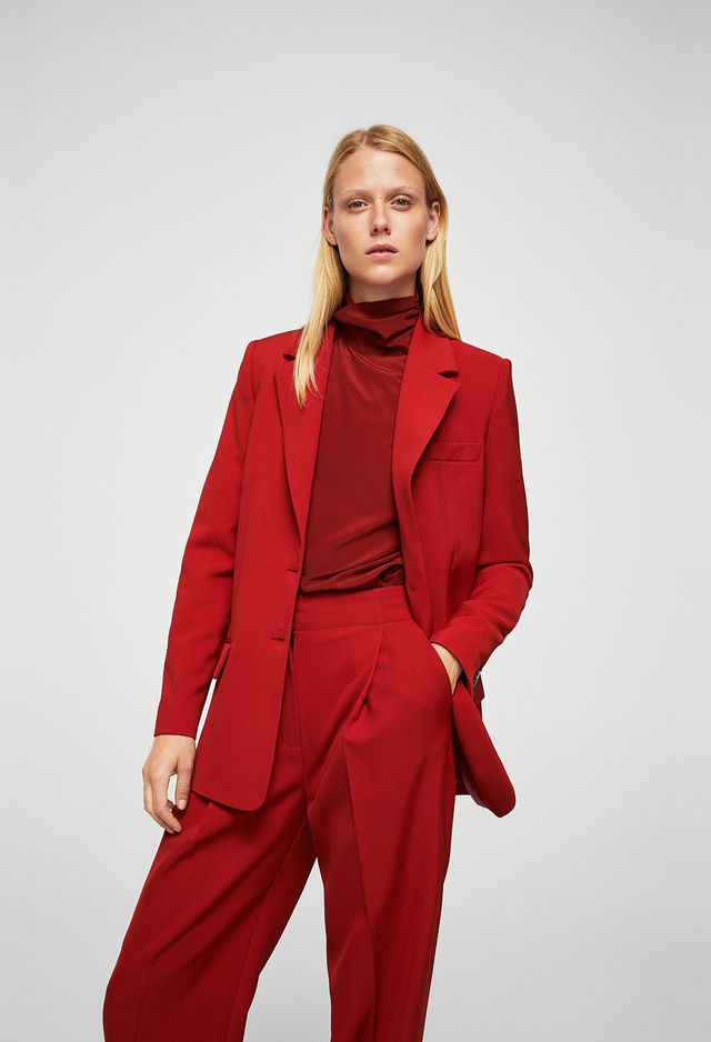Clothing, Fashion model, Outerwear, Suit, Red, Formal wear, Standing, Pantsuit, Fashion, Shoulder, 