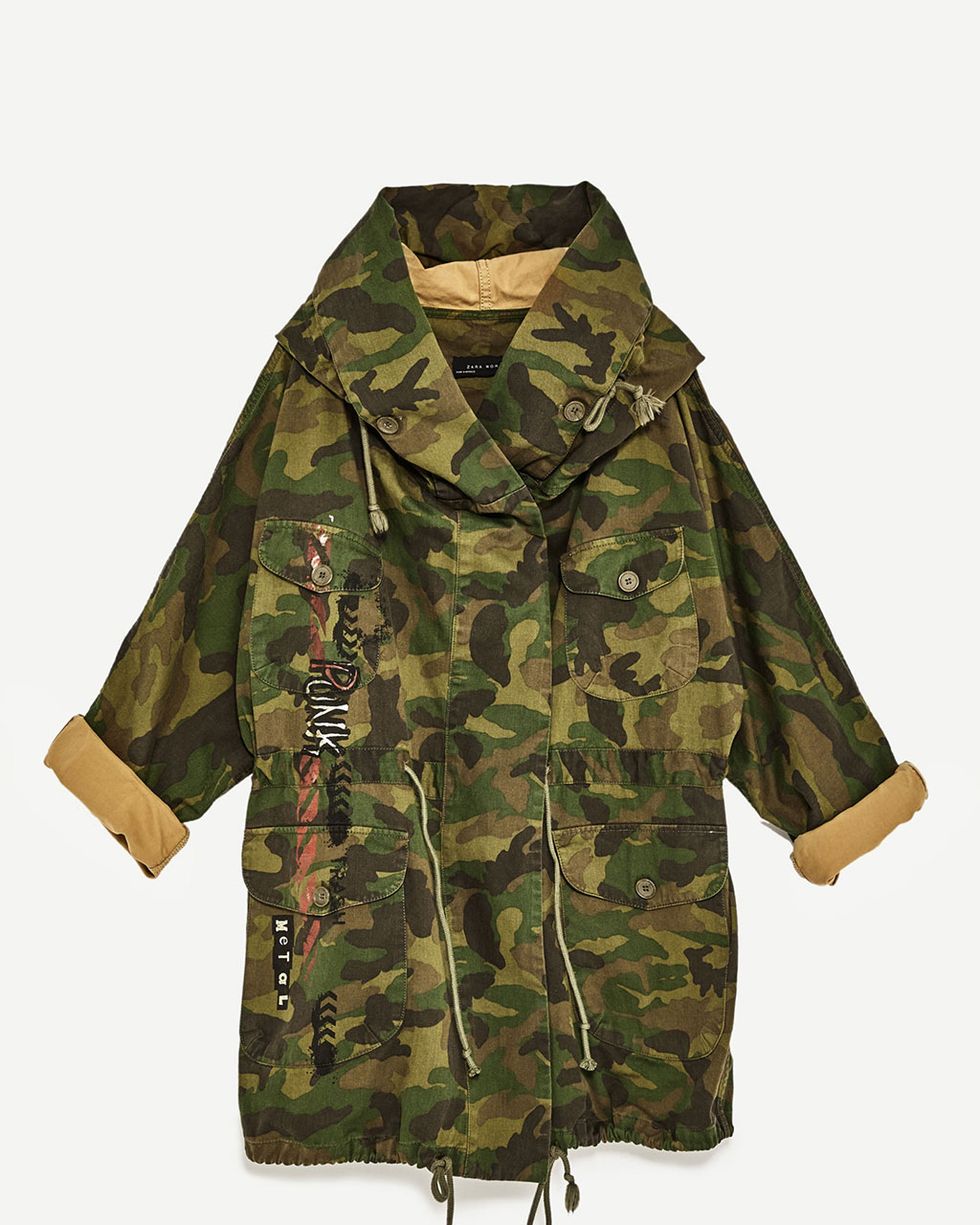 Clothing, Military camouflage, Outerwear, Camouflage, Jacket, Parka, Pattern, Uniform, Sleeve, Military uniform, 