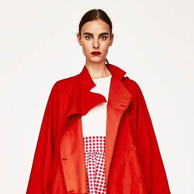 15 abrigos de Zara para comprar en rebajas y en otoño