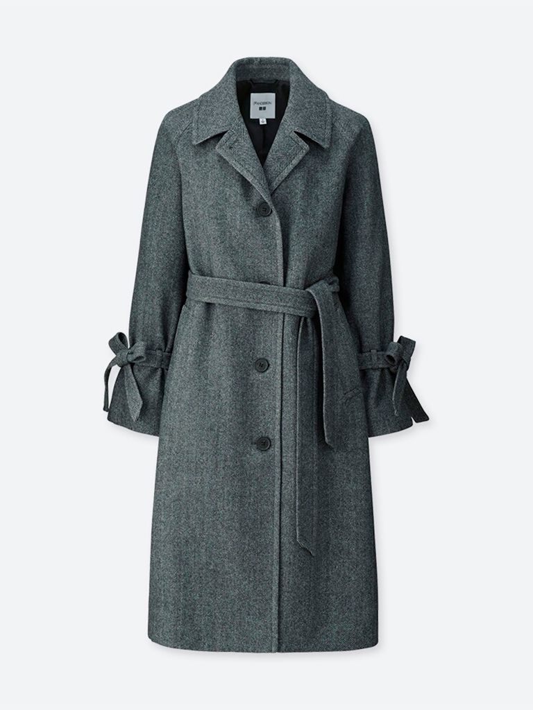 Clothing, Coat, Trench coat, Overcoat, Outerwear, Sleeve, Collar, Duster, Robe, Jacket, 
