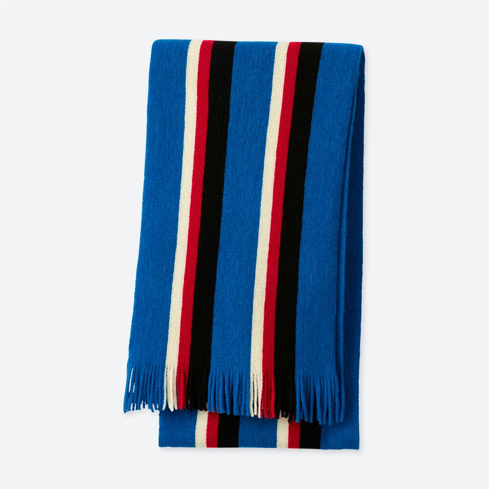 Blue, Turquoise, Clothing, Red, Towel, Cobalt blue, Electric blue, Textile, Linens, Scarf, 