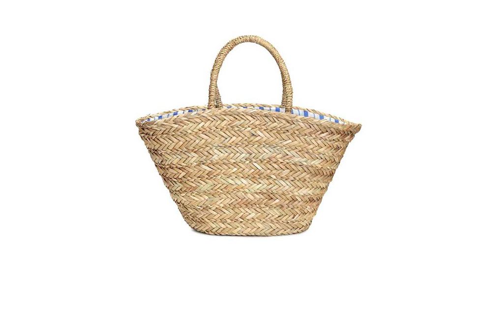 Fashion accessory, Basket, Wicker, Storage basket, Bag, Beige, Home accessories, Picnic basket, Shoulder bag, 