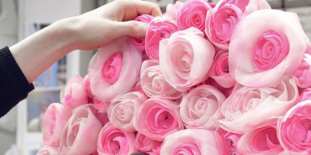 Petal, Flower, Pink, Cut flowers, Peach, Rose family, Flowering plant, Bouquet, Floristry, Garden roses, 