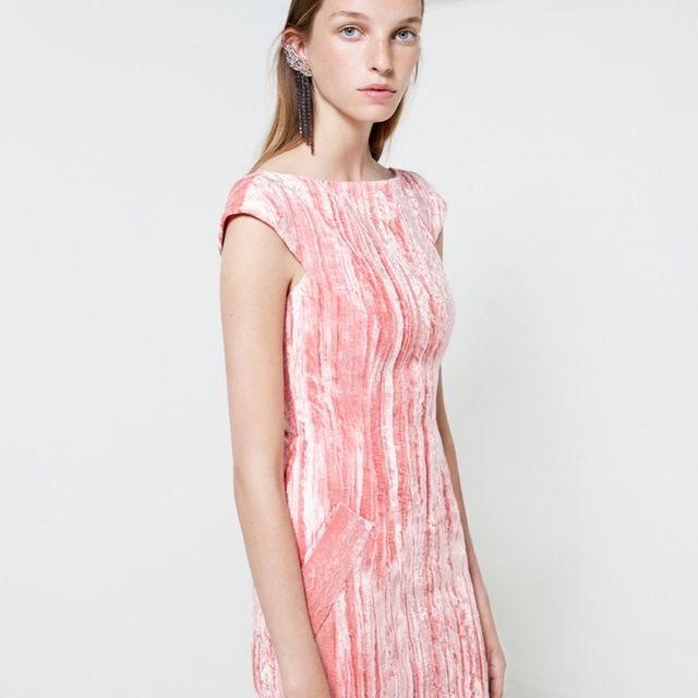 Clothing, Sleeve, Dress, Shoulder, Joint, Pink, One-piece garment, Style, Day dress, Pattern, 