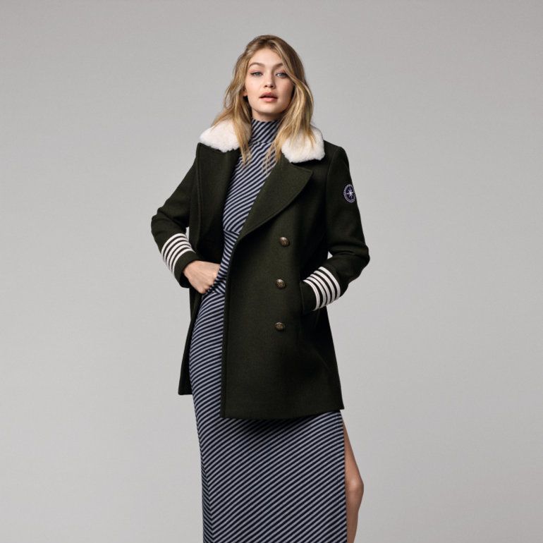 Clothing, Coat, Collar, Sleeve, Shoulder, Standing, Joint, Outerwear, Formal wear, Style, 