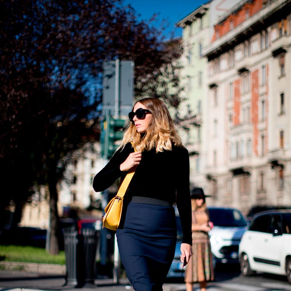 Street fashion, Photograph, Clothing, Black, Yellow, Shoulder, Blue, Jeans, Fashion, Sunglasses, 