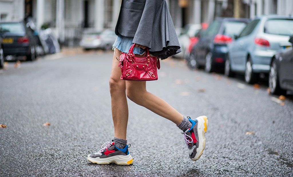 Estas zapatillas lo petan en Instagram son las más feas del otoño
