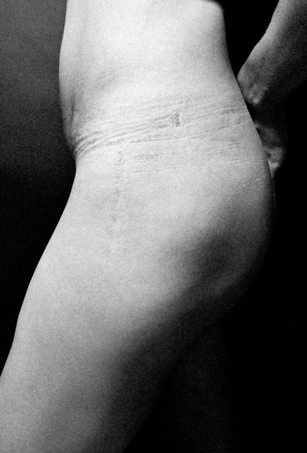 Skin, Joint, Monochrome, Monochrome photography, Black-and-white, Back, Ankle, Flesh, 