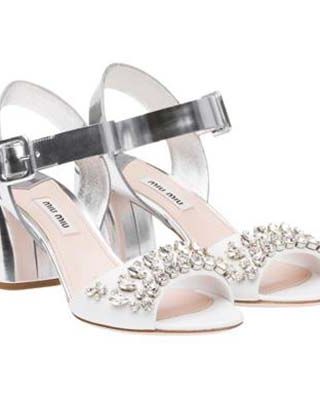 Footwear, Product, Shoe, White, Fashion accessory, Pink, Style, Beauty, Fashion, Sandal, 