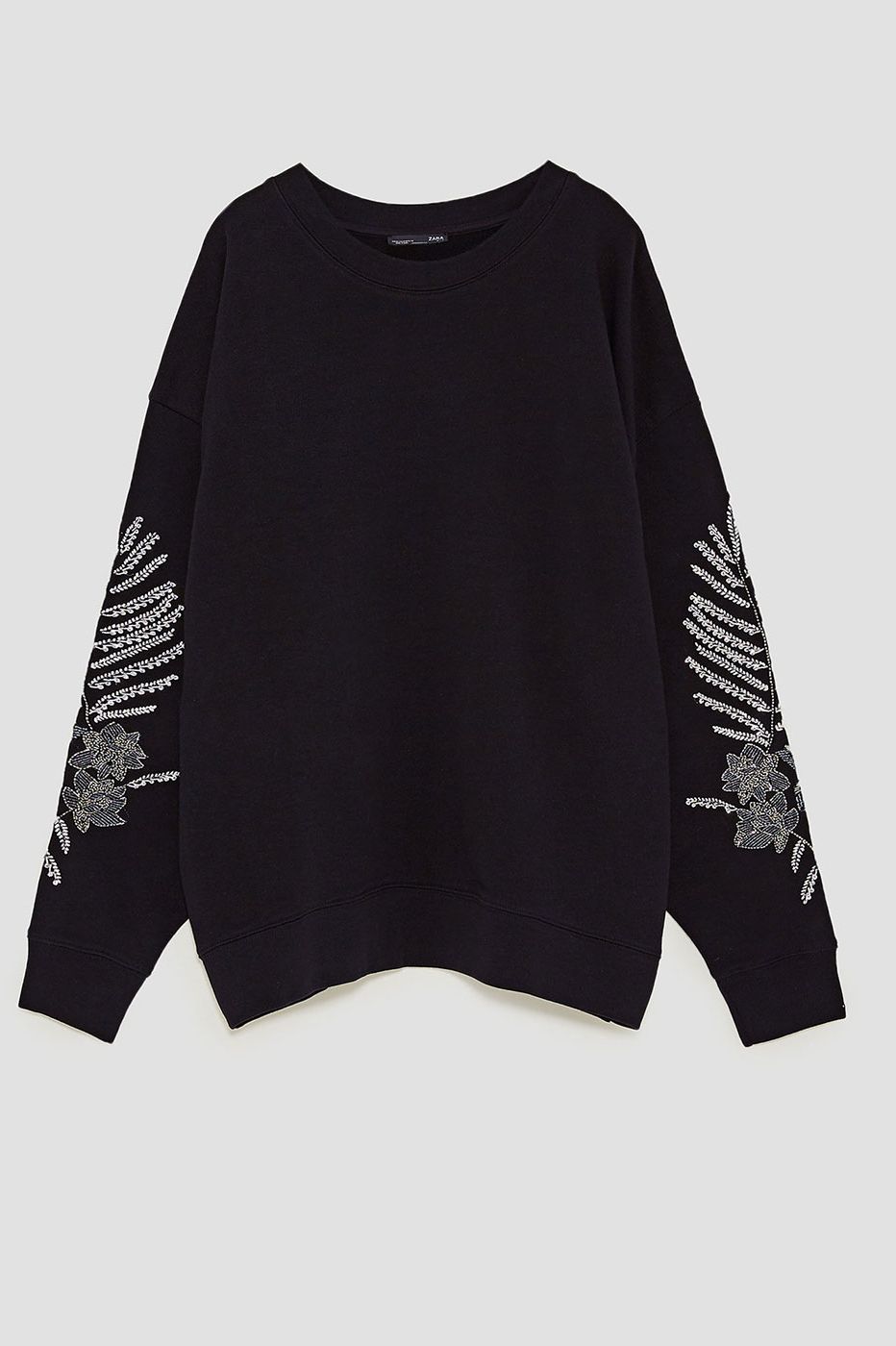 Clothing, Black, Sleeve, Long-sleeved t-shirt, Outerwear, T-shirt, Blouse, Top, Neck, Crop top, 