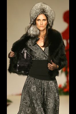 Clothing, Sleeve, Human body, Textile, Style, Fur clothing, Costume accessory, Headgear, Natural material, Fashion, 