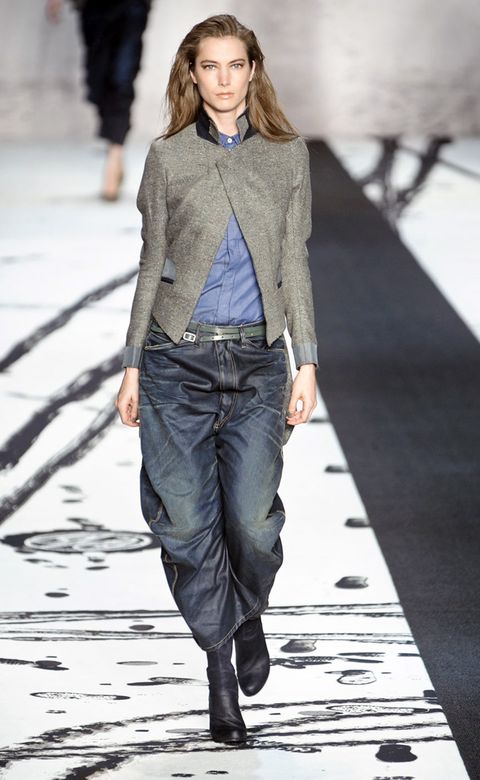 Clothing, Sleeve, Human body, Denim, Fashion show, Textile, Joint, Outerwear, Jeans, Collar, 