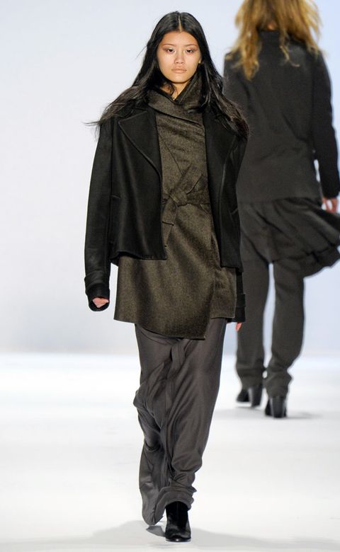 Clothing, Brown, Sleeve, Human body, Winter, Textile, Joint, Outerwear, Fashion show, Style, 
