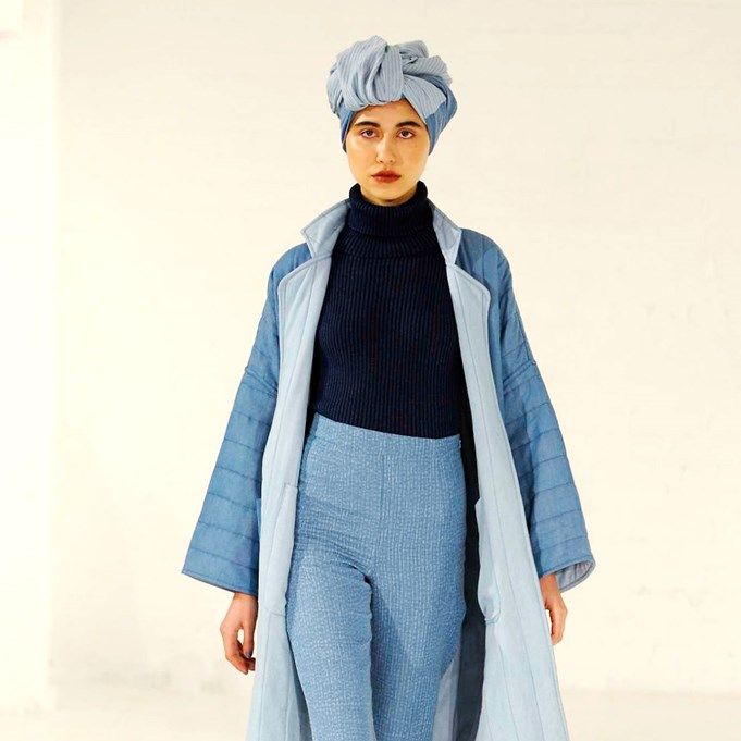 Blue, Sleeve, Shoulder, Textile, Joint, Outerwear, Style, Electric blue, Headgear, Street fashion, 