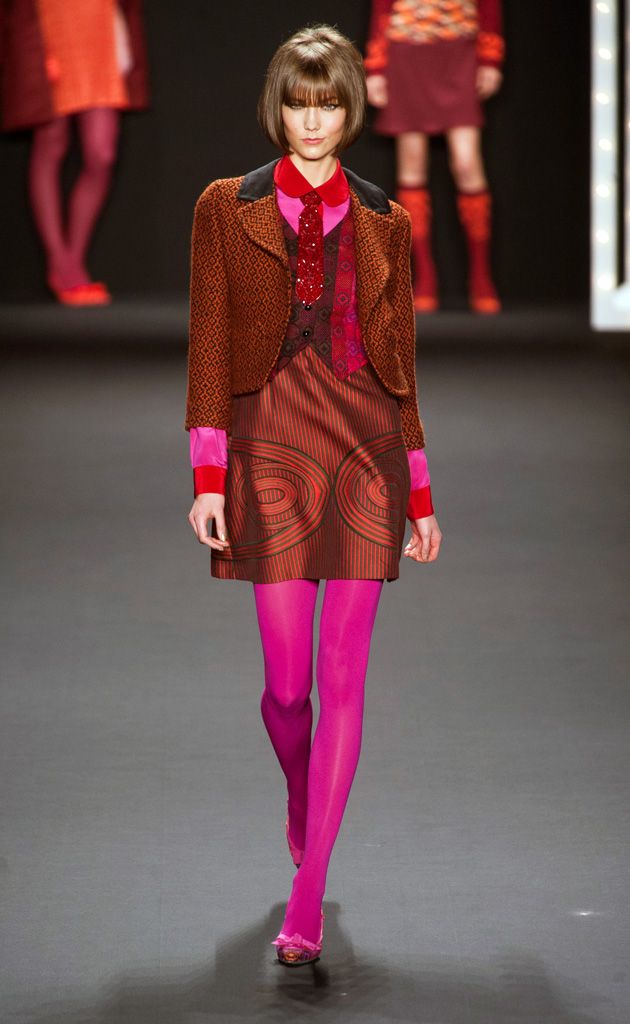 Fashion show, Joint, Human leg, Outerwear, Red, Pink, Style, Runway, Fashion model, Magenta, 