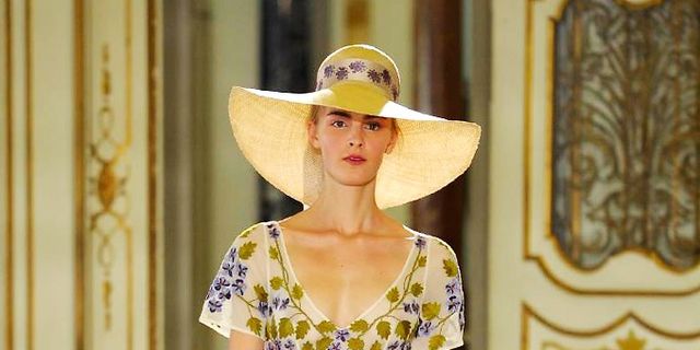 Clothing, Hat, Shoulder, Dress, Textile, Style, Formal wear, Sun hat, Fashion accessory, One-piece garment, 