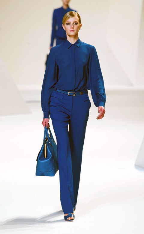 Blue, Sleeve, Shoulder, Bag, Joint, Style, Electric blue, Cobalt blue, Fashion, Azure, 