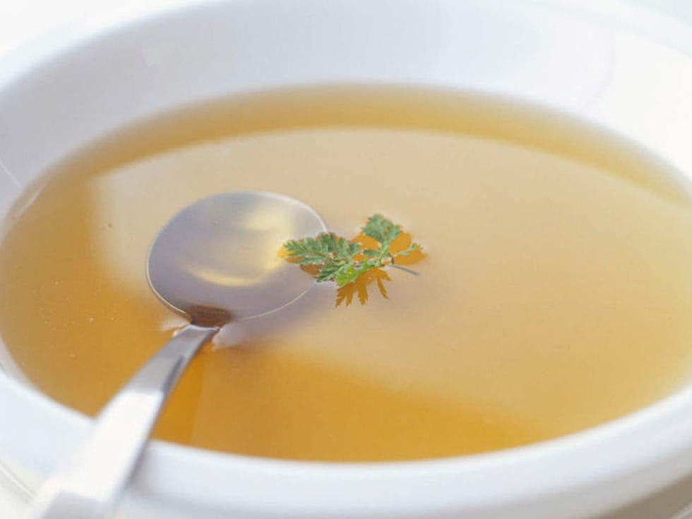Serveware, Dishware, Food, Ingredient, Soup, Dish, Liquid, Tableware, Recipe, Garnish, 