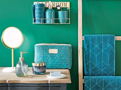 Green, Blue, Turquoise, Aqua, Room, Teal, Bathroom, Azure, Interior design, Tile, 