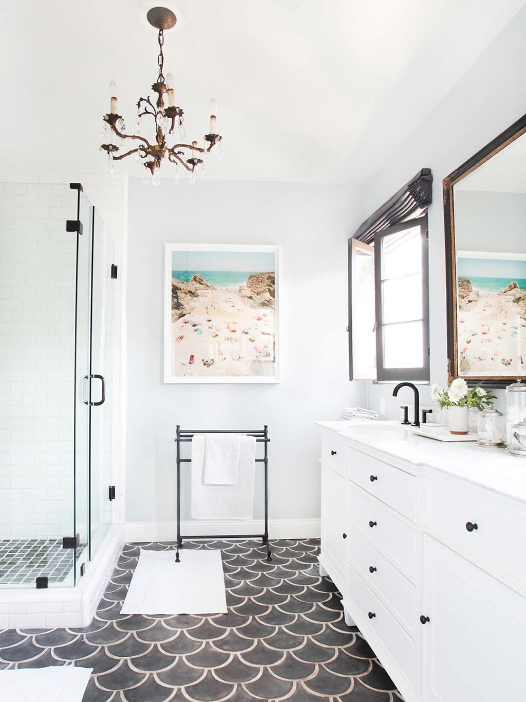 Room, Bathroom, Property, Interior design, Floor, Tile, Furniture, Ceiling, Building, House, 