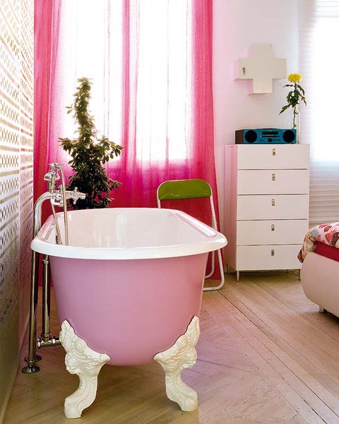 Interior design, Wood, Room, Floor, Product, Chest of drawers, Flooring, Property, Bathtub, Purple, 