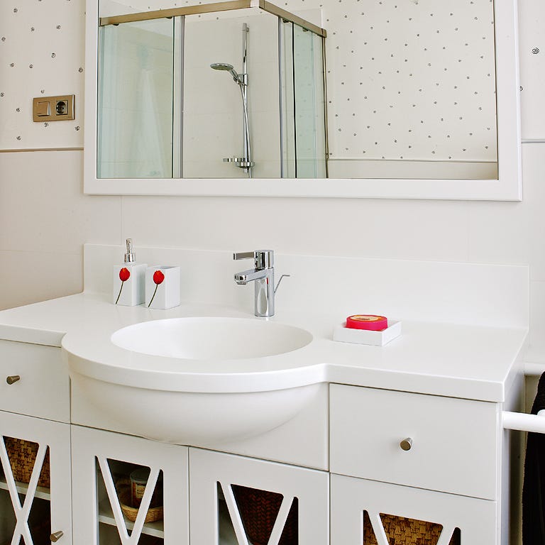 Plumbing fixture, Room, Bathroom sink, Interior design, Property, Architecture, Tap, Wall, White, Glass, 