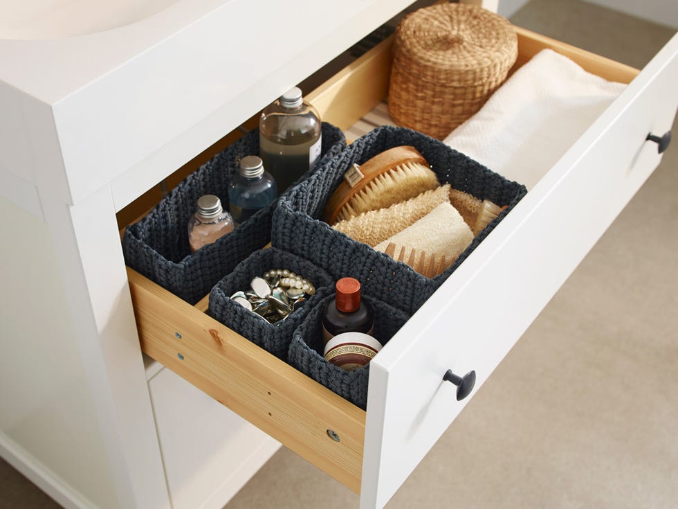 Storage basket, Basket, Wicker, Home accessories, Beige, Picnic basket, Box, 
