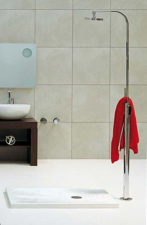 Plumbing fixture, Bathroom sink, Property, Architecture, Wall, Tap, Room, Tile, Sink, Ceramic, 