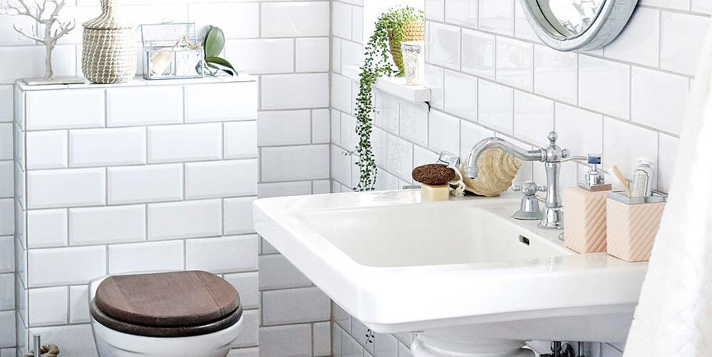 veterano carencia congelador Los baños más modernos en blanco, negro y madera