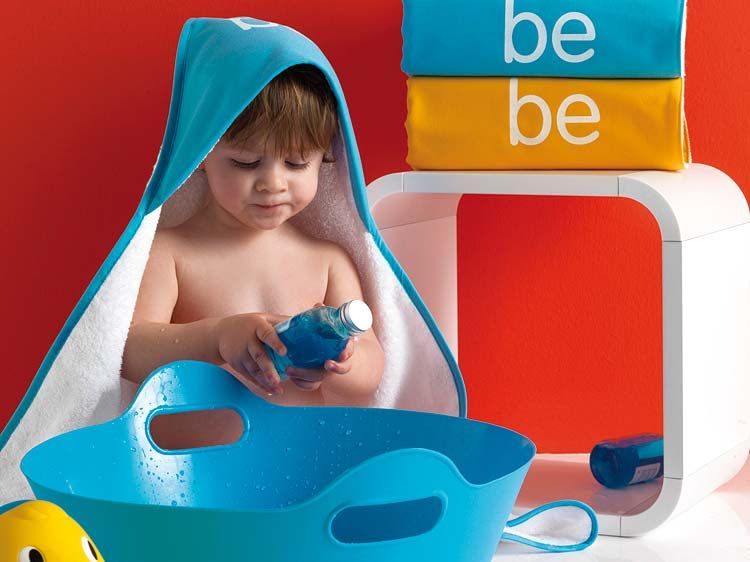 Bañera Bebe Plegable + Malla de Seguridad + Toalla con Capucha