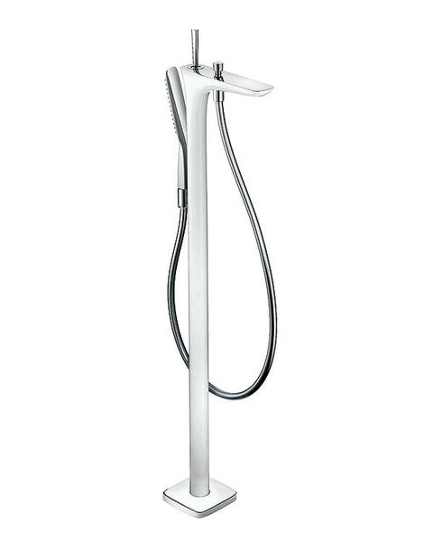 Clothes hanger, Metal, Pole, Silver, Household supply, Nickel, Aluminium, Steel, 