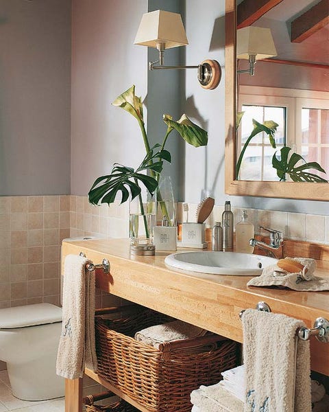 Room, Interior design, Wall, Interior design, Lamp, House, Lampshade, Countertop, Home, Plumbing fixture, 