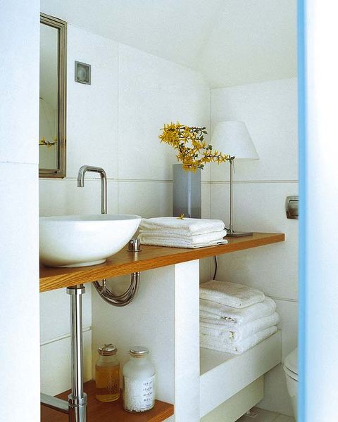 bathroom, room, property, bathroom sink, tap, sink, bathroom accessory, plumbing fixture, tile, interior design,