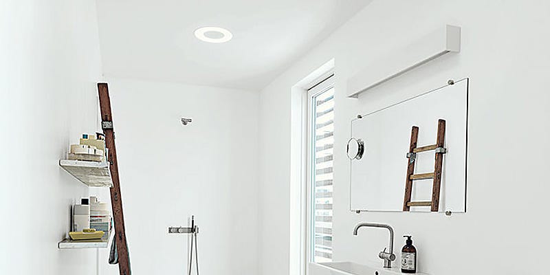 ¿Sabes cómo dar más color a tu cuarto de baño?