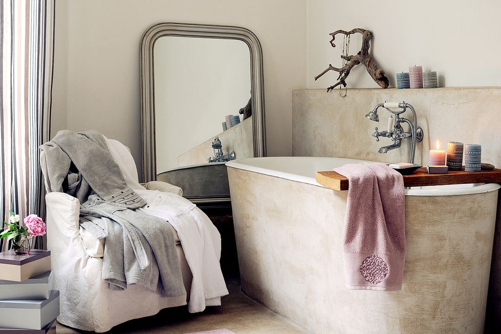Colección de Zara Home para que tu baño sea moderno y muy cálido