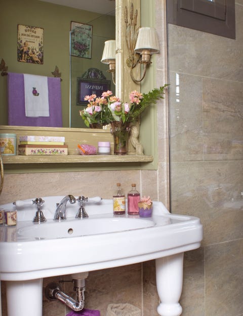 Room, Bathroom sink, Interior design, Wall, Purple, Plumbing fixture, Interior design, Tap, Bathroom accessory, Sink, 