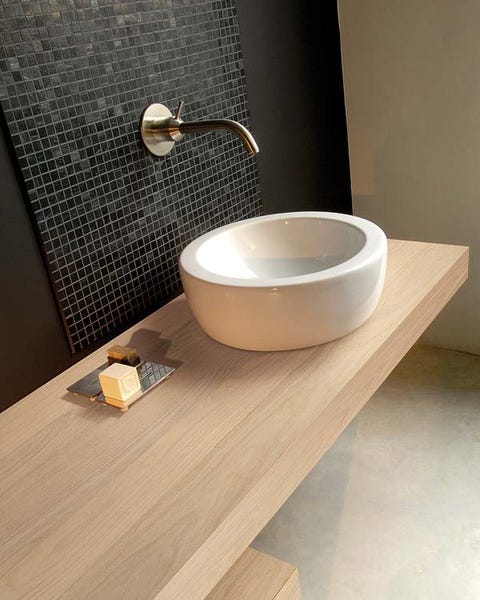 Wood, Wall, Flooring, Floor, Hardwood, Porcelain, Ceramic, Serveware, Dishware, Wood stain, 