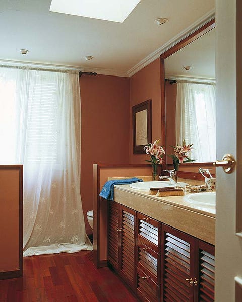 Wood, Room, Interior design, Floor, Property, Flooring, Textile, Hardwood, Ceiling, Window treatment, 