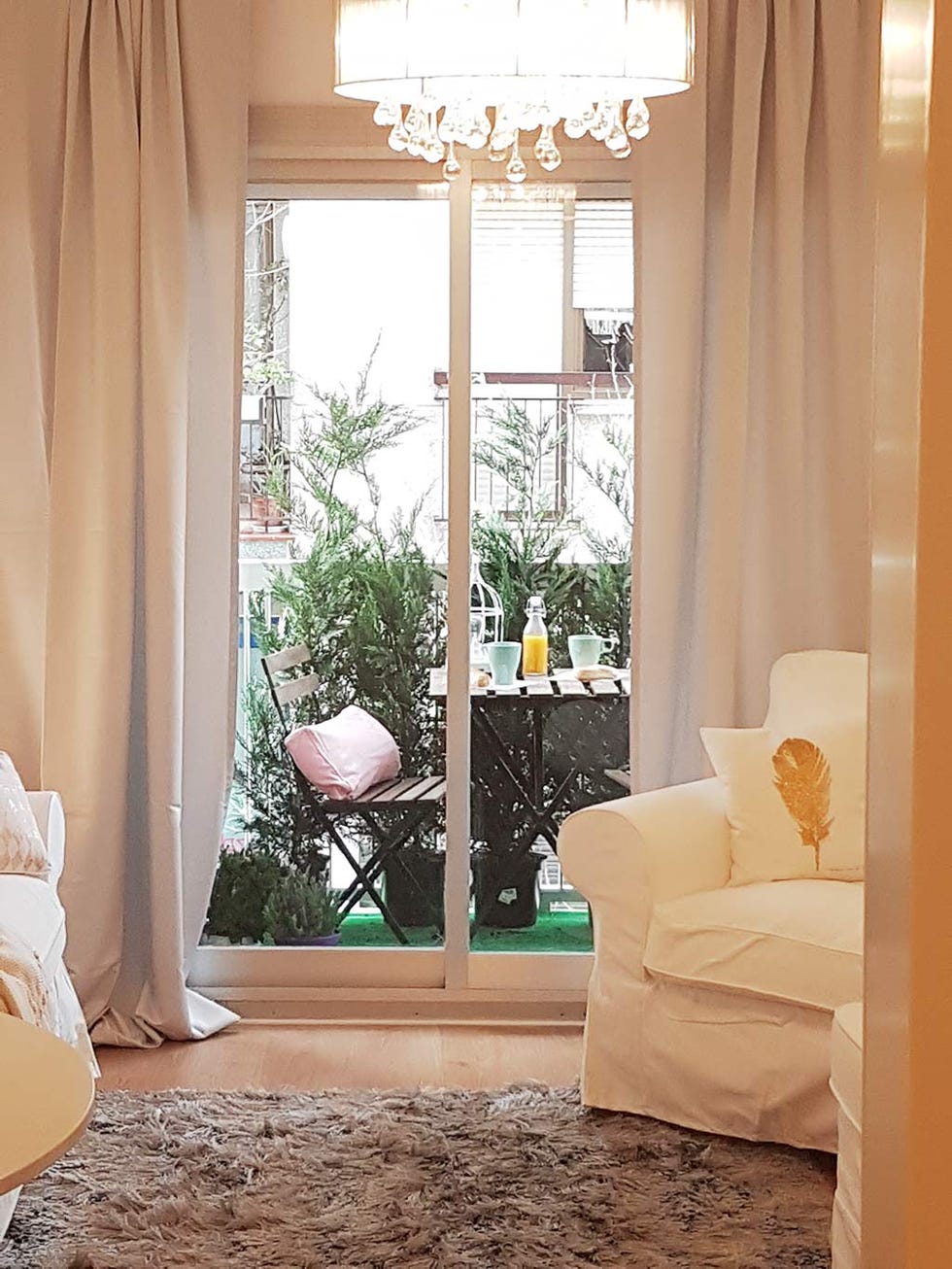 Room, Curtain, Interior design, Furniture, Property, Living room, Pink, Yellow, Floor, Window treatment, 