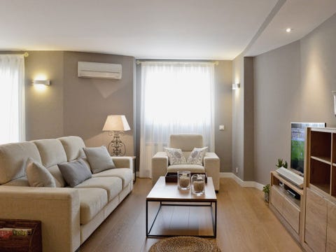 Wood, Room, Interior design, Floor, Living room, Property, Flooring, Home, Wall, Table, 