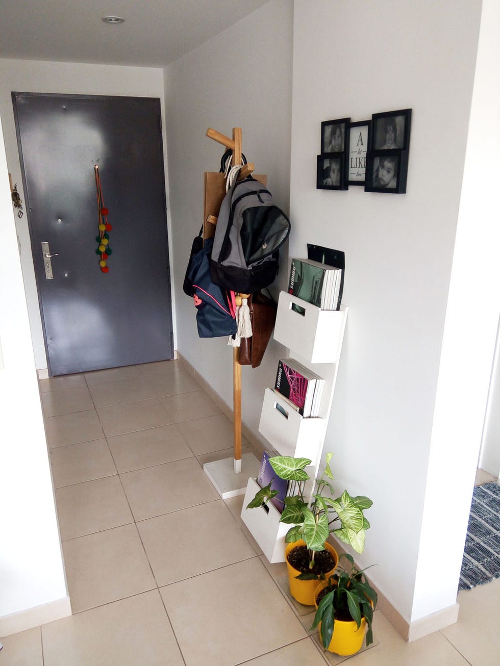 Room, House, Floor, Interior design, Door, Flooring, Building, Architecture, Furniture, Ceiling, 