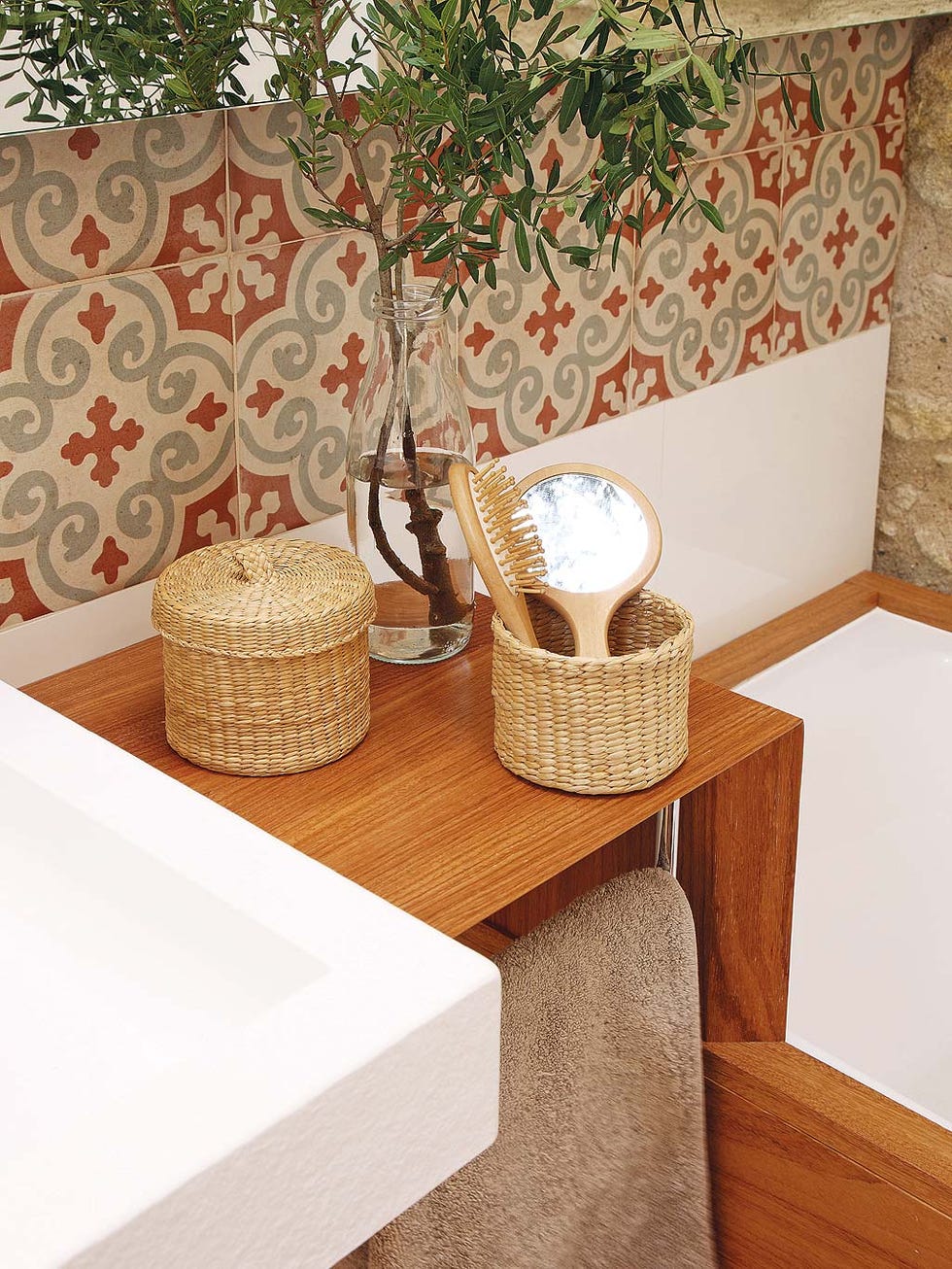 Home accessories, Interior design, Tablecloth, Basket, Linens, Wicker, 