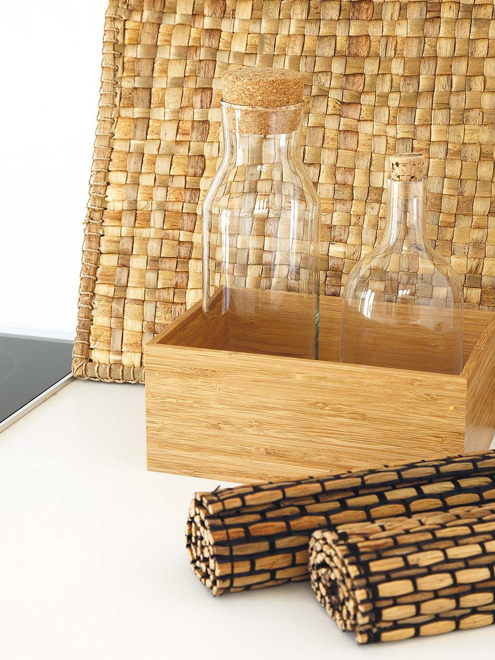 Wood, Wicker, Beige, Home accessories, Basket, Rectangle, Storage basket, Still life photography, Lumber, 