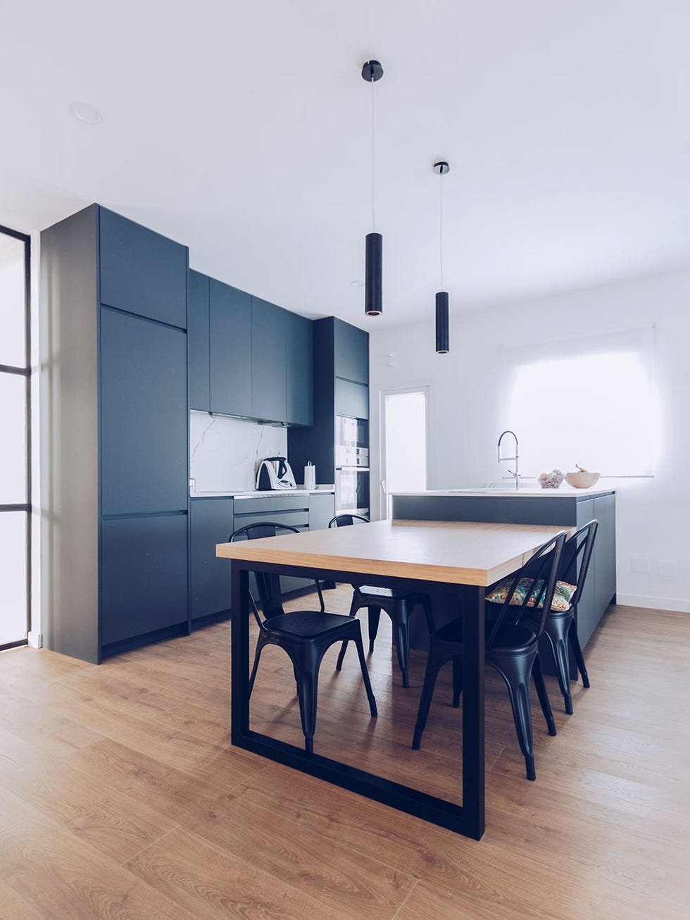 Furniture, Room, Floor, Interior design, Table, Property, Building, House, Ceiling, Flooring, 