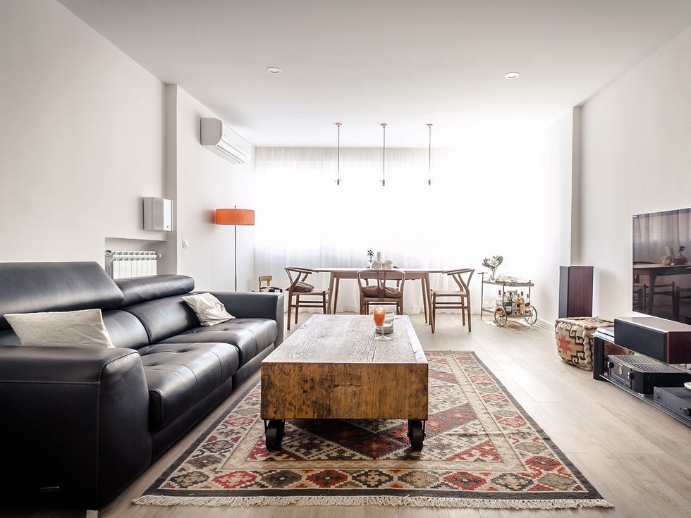 Living room, Room, Furniture, Interior design, Property, Couch, Floor, Coffee table, Building, Table, 