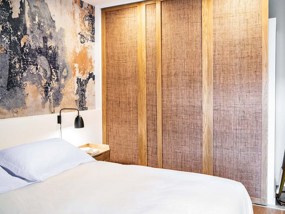 Bedroom, Furniture, Room, Bed, Property, Wall, Interior design, Bed frame, Floor, Curtain, 