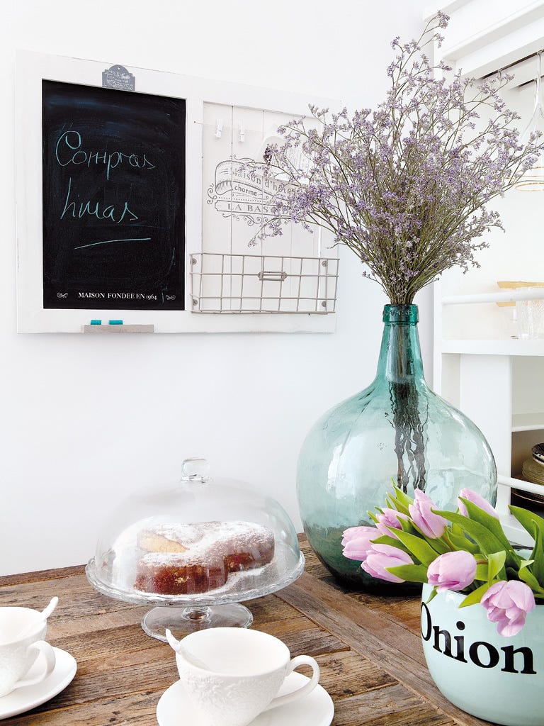 Table, Room, Pink, Furniture, Branch, Dining room, Centrepiece, Home, Interior design, Spring, 